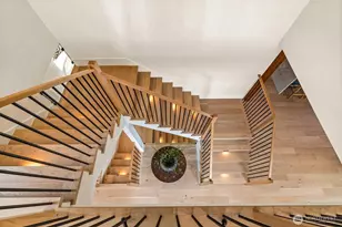 8458 NE 9th St, Medina, WA 98039 - Photo 16