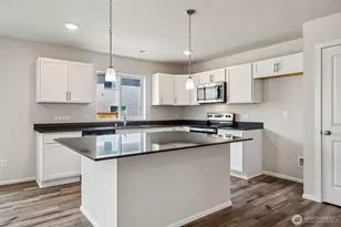 15671 Ireland Ave SE, Yelm, WA 98597 - Photo 14