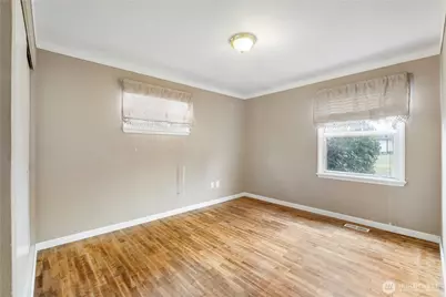 6015 Harry Smith Road, Fife, WA 98424 - Photo 14