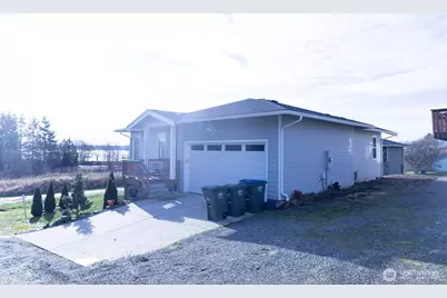 1575 Kingsley Ave, Blaine, WA 98230 - Photo 6