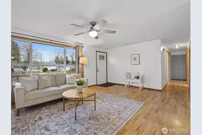 12012 47th Drive NE, Marysville, WA 98271 - Photo 4