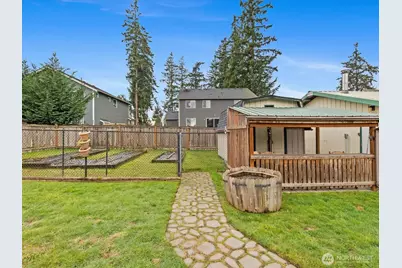 12012 47th Drive NE, Marysville, WA 98271 - Photo 32