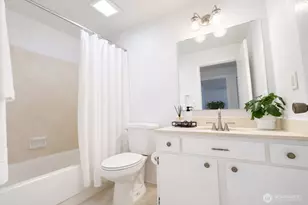 318 S 174th Pl, Burien, WA 98148 - Photo 6