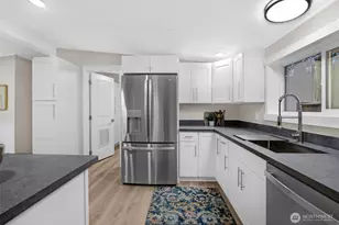 931 236th Pl SW, Bothell, WA 98021 - Photo 4