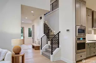 8718 128th Ave NE, Kirkland, WA 98033 - Photo 2