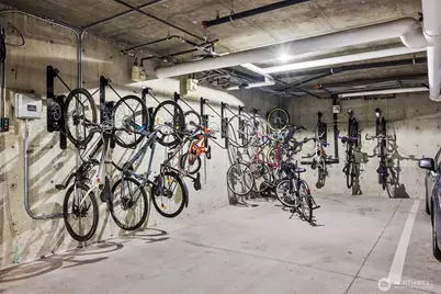 8573 Mary Avenue NW, Seattle, WA 98117 - Photo 30