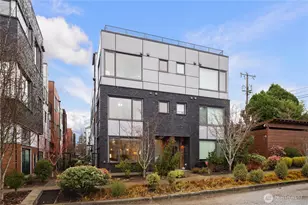 4272 SW Bradford St, Seattle, WA 98116 - Photo 2