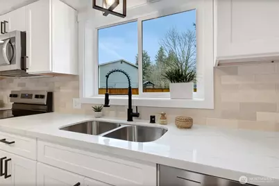 21717 146th St E, Bonney Lake, WA 98391 - Photo 10