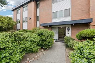 1964 26th Ave W, Seattle, WA 98199 - Photo 2