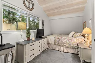 2800 E Phillips Lake Loop Rd, Shelton, WA 98584 - Photo 20