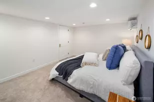 4521 47th Ave SW, Seattle, WA 98116 - Photo 24