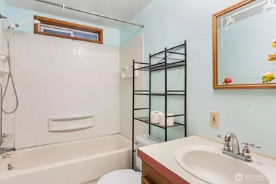 5724 203rd Street Ct E, Spanaway, WA 98387 - Photo 6