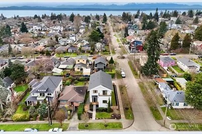 7557 Earl Avenue NW, Seattle, WA 98117 - Photo 26
