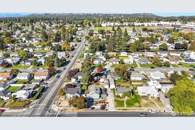 2521 W Walton Avenue, Spokane, WA 99205 - Photo 30