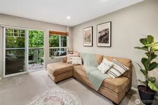 18501 SE Newport Way, Issaquah, WA 98027 - Photo 6