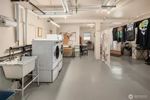 5810 Cowen Pl NE, Seattle, WA 98105 - Photo 20