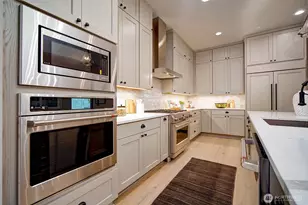 12819 NE 65th Ln, Kirkland, WA 98033 - Photo 14