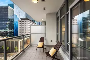 588 Bell St, Seattle, WA 98121 - Photo 6