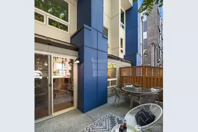 512 10th Avenue E #3, Seattle, WA 98102 - Photo 16