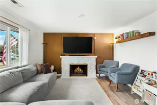 924 9th St SW, Puyallup, WA 98371 - Photo 8