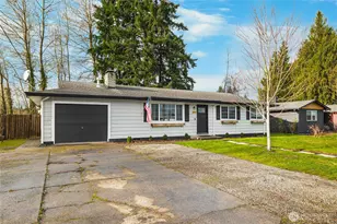 924 9th St SW, Puyallup, WA 98371 - Photo 2