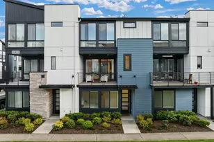 21822 25th Ave SE, Bothell, WA 98021 - Photo 2