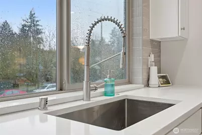 5634 Fauntleroy Way SW #A, Seattle, WA 98136 - Photo 24