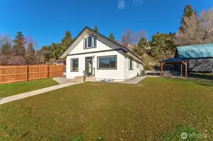 124 Boetzkes Ave, Manson, WA 98831 - Photo 2