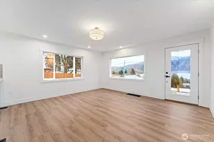 124 Boetzkes Ave, Manson, WA 98831 - Photo 8