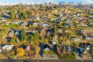 124 Boetzkes Ave, Manson, WA 98831 - Photo 34