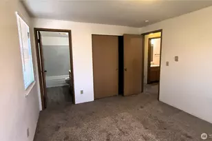 13232 Ambaum Blvd SW, Burien, WA 98146 - Photo 18