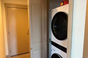 4547 8th Ave NE, Seattle, WA 98105 - Photo 10