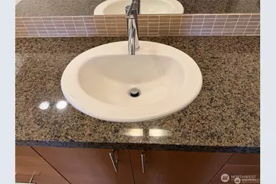 4547 8th Avenue NE #414, Seattle, WA 98105 - Photo 16