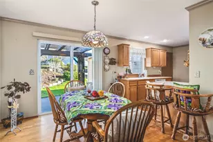 970 SW Upland Ct, Oak Harbor, WA 98277 - Photo 4