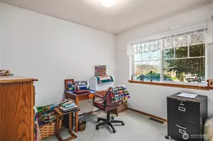 970 SW Upland Ct, Oak Harbor, WA 98277 - Photo 12