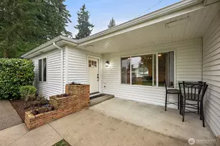 2949 S Bay Rd NE, Olympia, WA 98506 - Photo 10