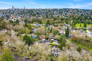 1021 34th Ave E, Seattle, WA 98112 - Photo 22