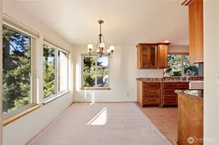 132 N 132nd St, Seattle, WA 98133 - Photo 18