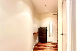 10610 NE 9th Pl, Bellevue, WA 98004 - Photo 18