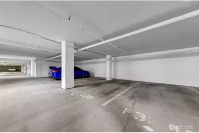 10610 NE 9th Place #803, Bellevue, WA 98004 - Photo 4