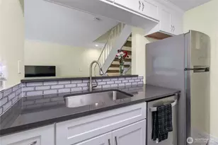 2822 Garden Ct, Steilacoom, WA 98388 - Photo 8