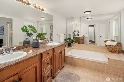 15710 SE 46th Way, Bellevue, WA 98006 - Photo 20