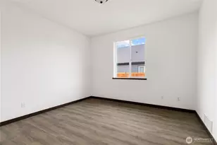 865 NW Shire St, Oak Harbor, WA 98277 - Photo 28