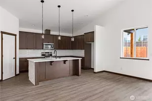 865 NW Shire St, Oak Harbor, WA 98277 - Photo 12