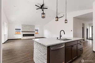 865 NW Shire St, Oak Harbor, WA 98277 - Photo 16