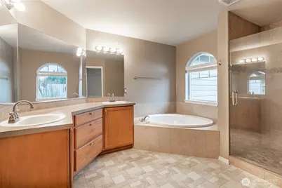 12717 E 166th Street Court E, Puyallup, WA 98374 - Photo 26