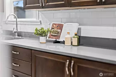 422 8th Avenue NE, Puyallup, WA 98372 - Photo 10