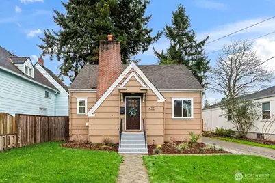 422 8th Avenue NE, Puyallup, WA 98372 - Photo 2