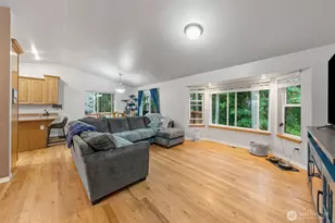 18634 Woodside Dr SE, Yelm, WA 98597 - Photo 2