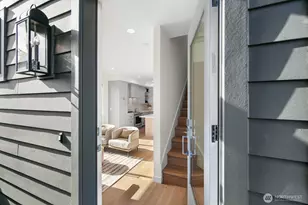 10045 8th Ave NW, Seattle, WA 98177 - Photo 2